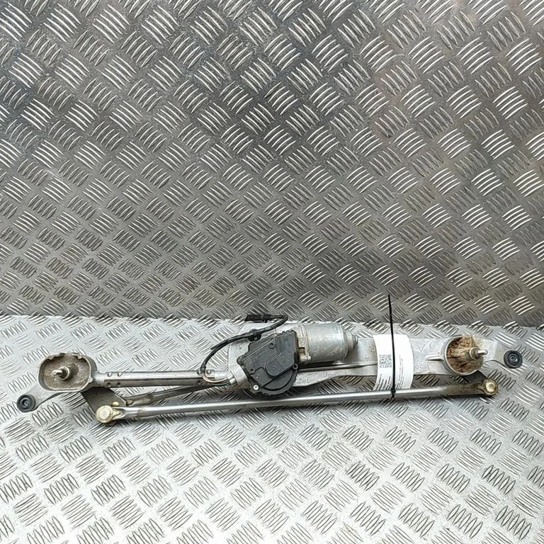 Front wiper linkage and motor 1593000771
