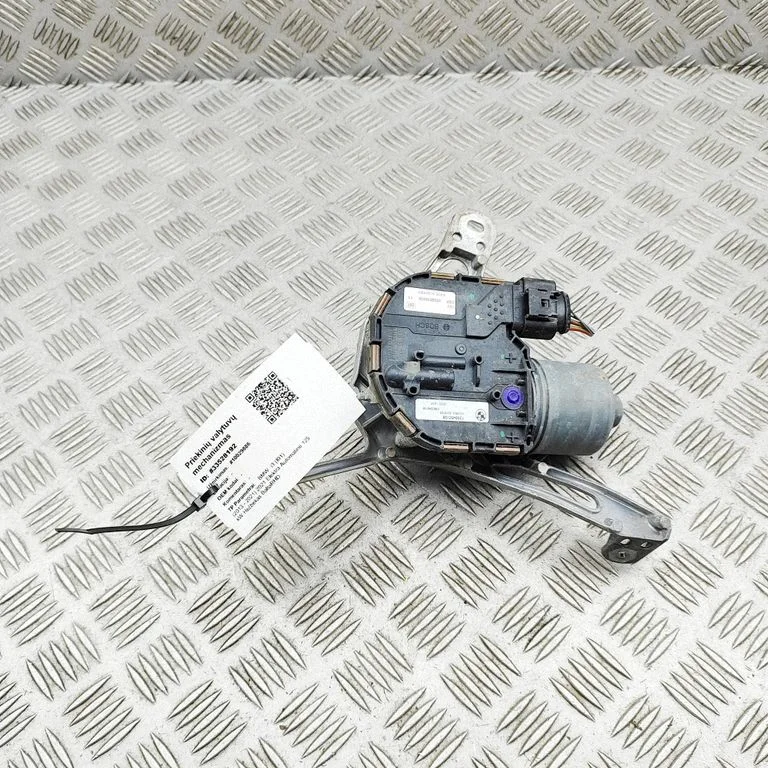 Mechanizm wycieraczek z silniczkiem – BMW i3 (2013-)