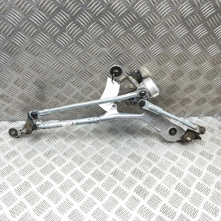 Front wiper linkage and motor 992955120E