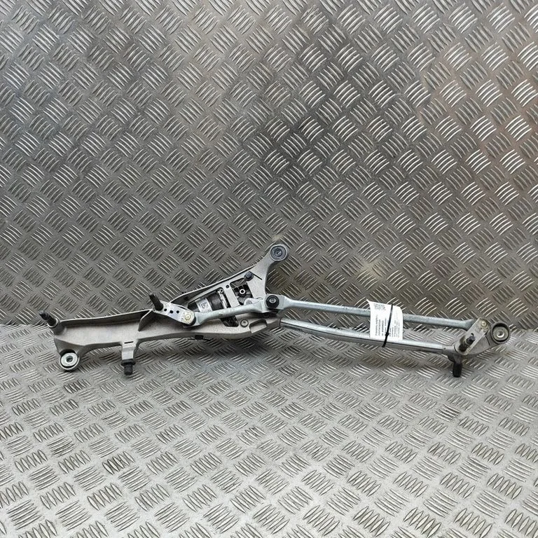 Front wiper linkage and motor – BMW iX1 (2022-)