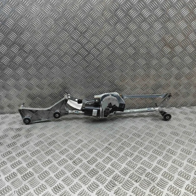 Front wiper linkage and motor – Mercedes-Benz ML-Class W166 (2012-2017)