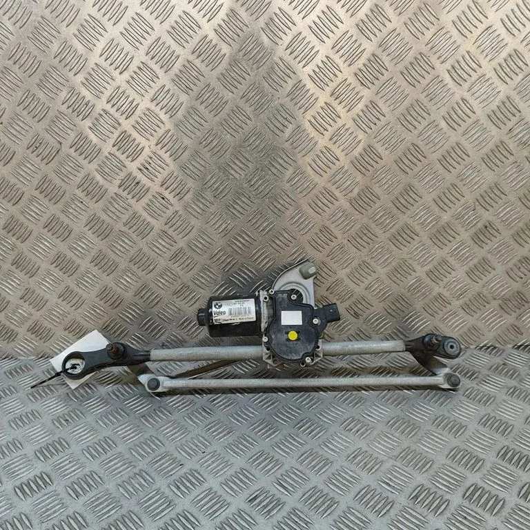 Front wiper linkage and motor – BMW 3 Series F30 F35 F31 (2012-2018)