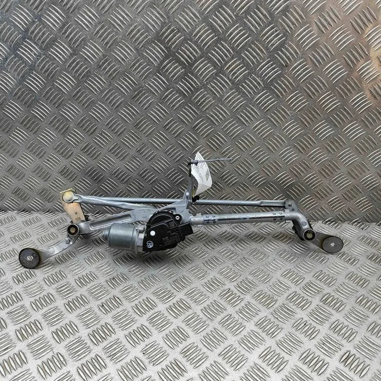 Front wiper linkage and motor AX1590608161