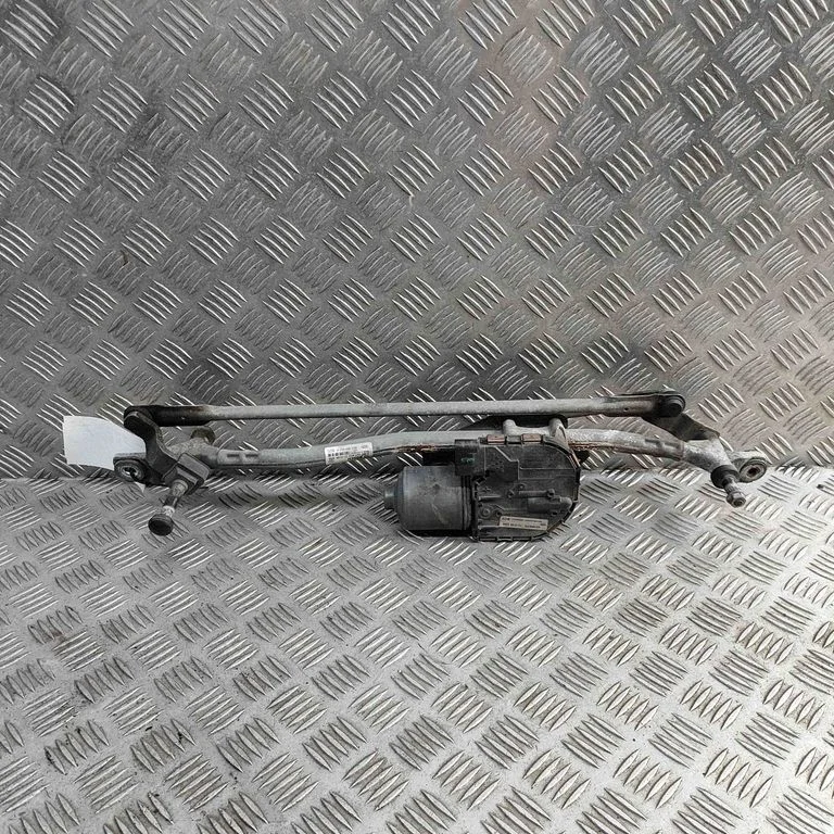 Front wiper linkage and motor – Audi A6 S6 C7 4G (2011-2018)