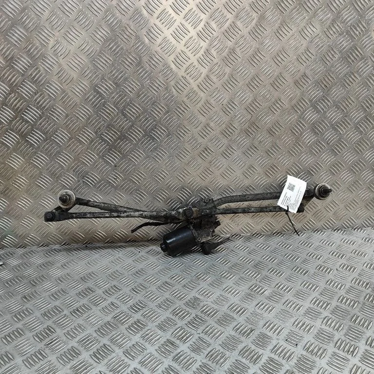 Front wiper linkage and motor W000087789