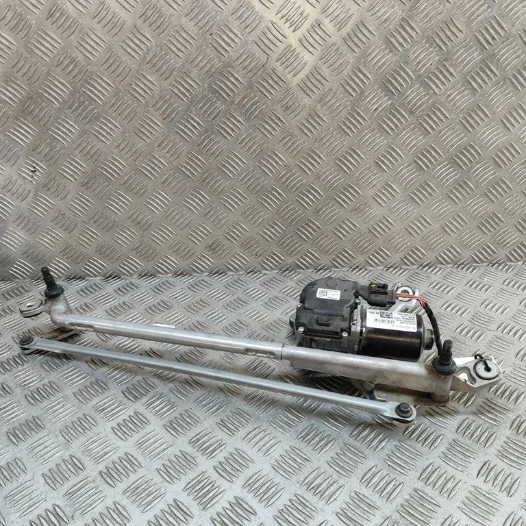 Front wiper linkage and motor 762955113