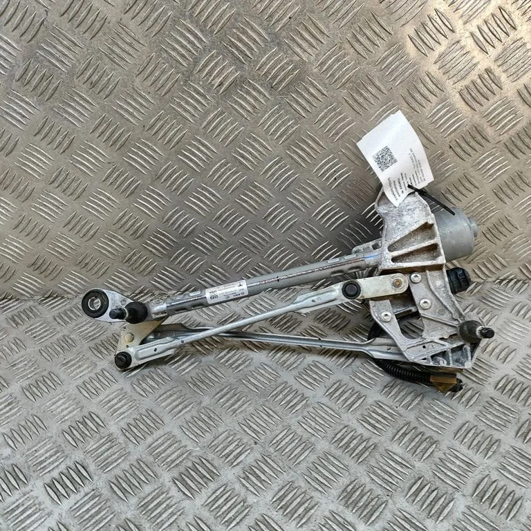 Front wiper linkage and motor 150704899B