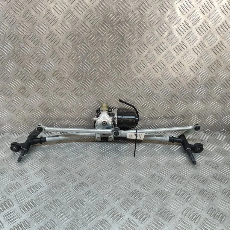 Mechanizm wycieraczek z silniczkiem M8E217500BD