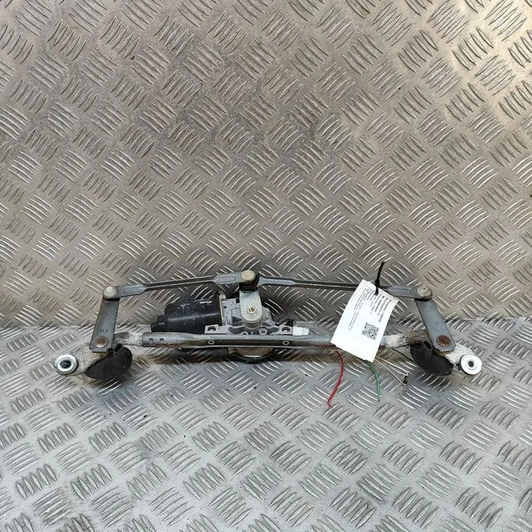 Kojameeste mehhanismi komplekt – Toyota Prius (XW20) (2003-2009)