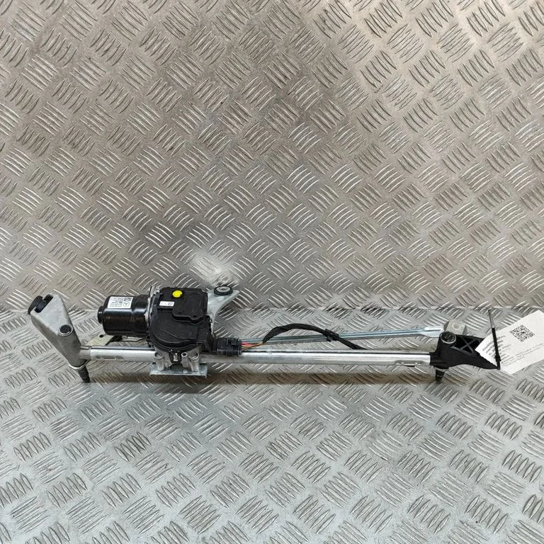 Front wiper linkage and motor – Mercedes-Benz CLA-Class C118 X118 (2019-)