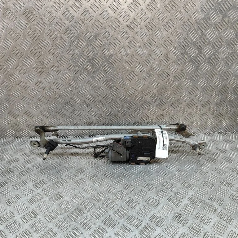 Front wiper linkage and motor – Audi A6 S6 C7 4G (2011-2018)