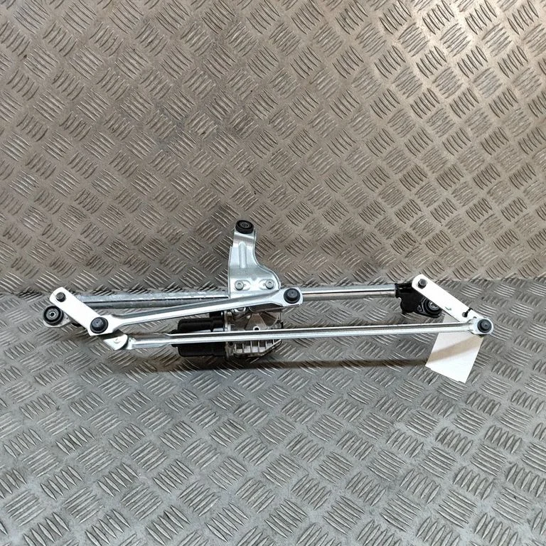 Front wiper linkage and motor 572955113