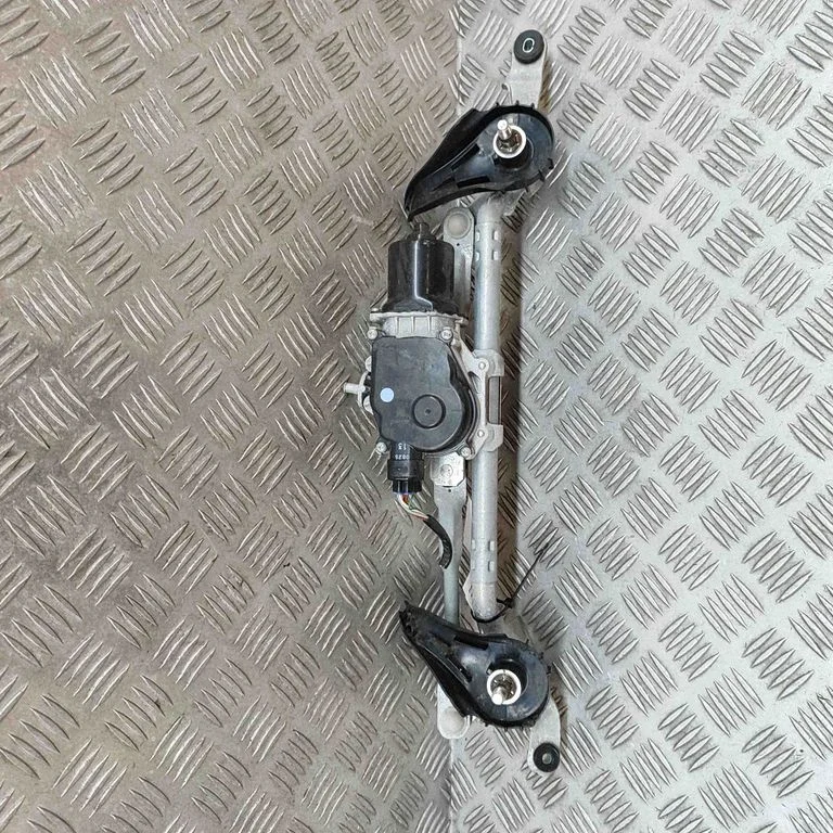 Front wiper linkage and motor DA6C6737X – Mazda 2 (2022-)