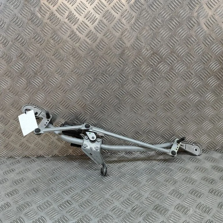 Front wiper linkage and motor W000090851