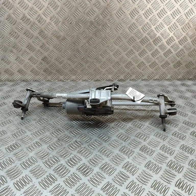 Front wiper linkage and motor – Volkswagen Passat CC (2008-2016)