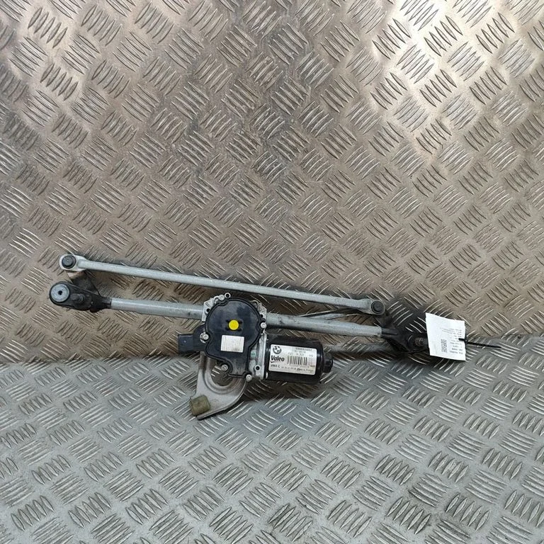 Front wiper linkage and motor – BMW 3 Series GT F34 (2013-2017)