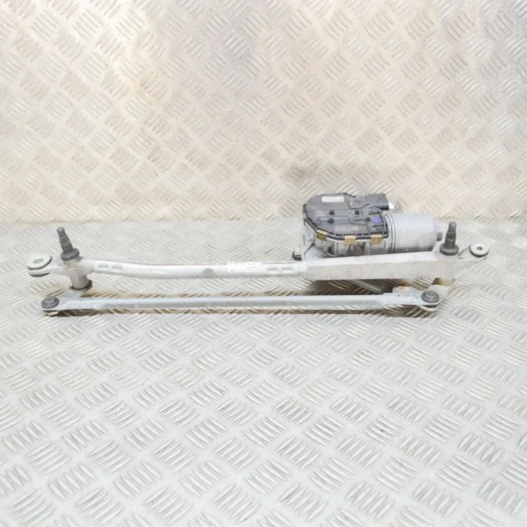 Mechanizm wycieraczek z silniczkiem – Audi RS Q8 (2019-)