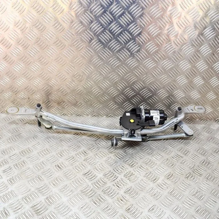 Front wiper linkage and motor 7427910