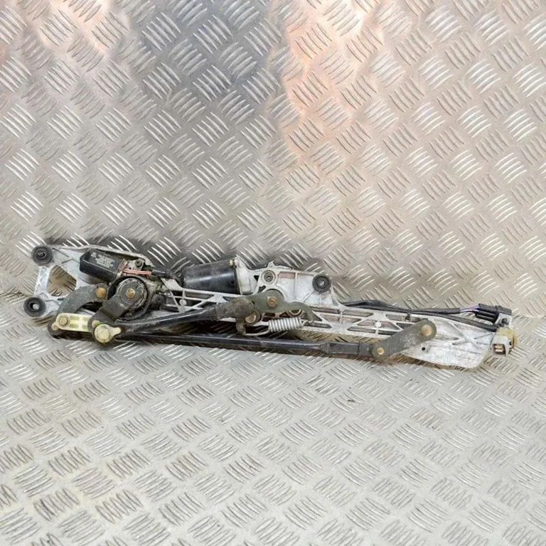 Front wiper linkage and motor 1592000781 – Lexus LS UCF20 (1995-2001)