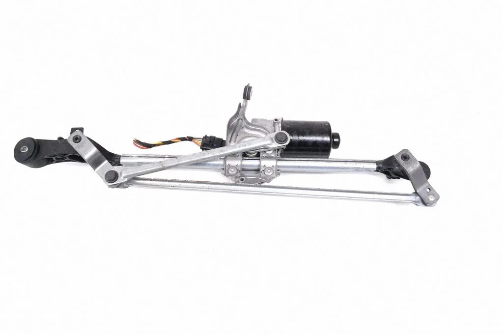 Tīrītāju mehānisma komplekts – BMW 4. sērija F32 F33 (2013-2020)