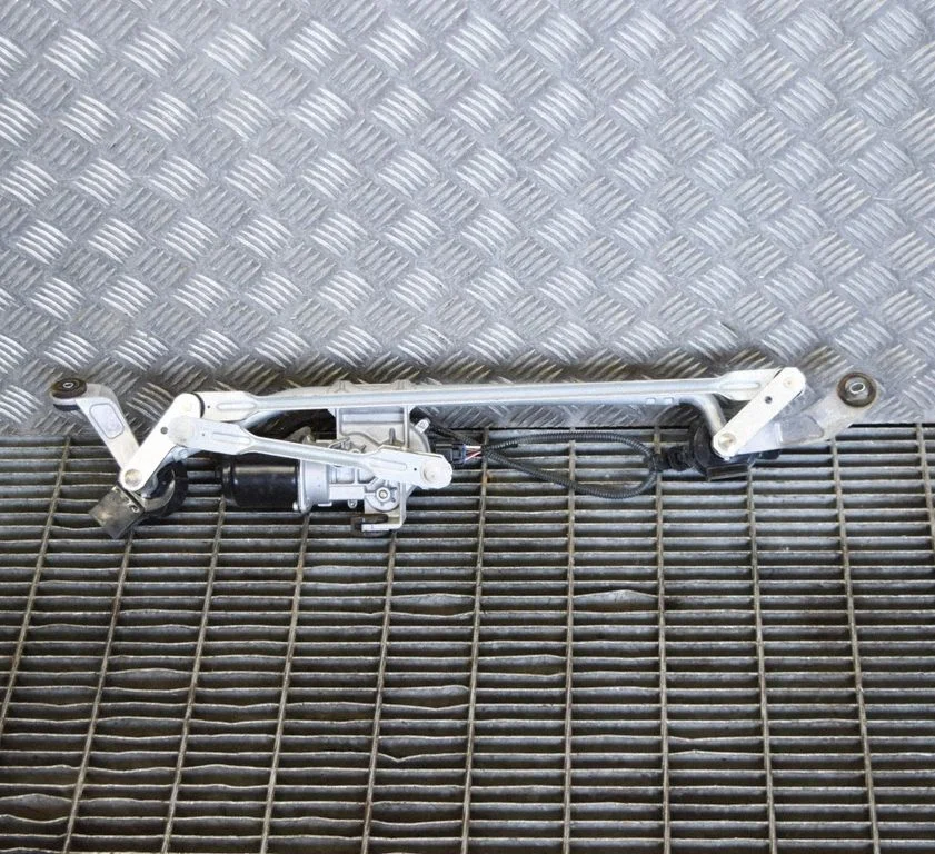 Kojameeste mehhanismi komplekt – Mitsubishi L200 (2015-)