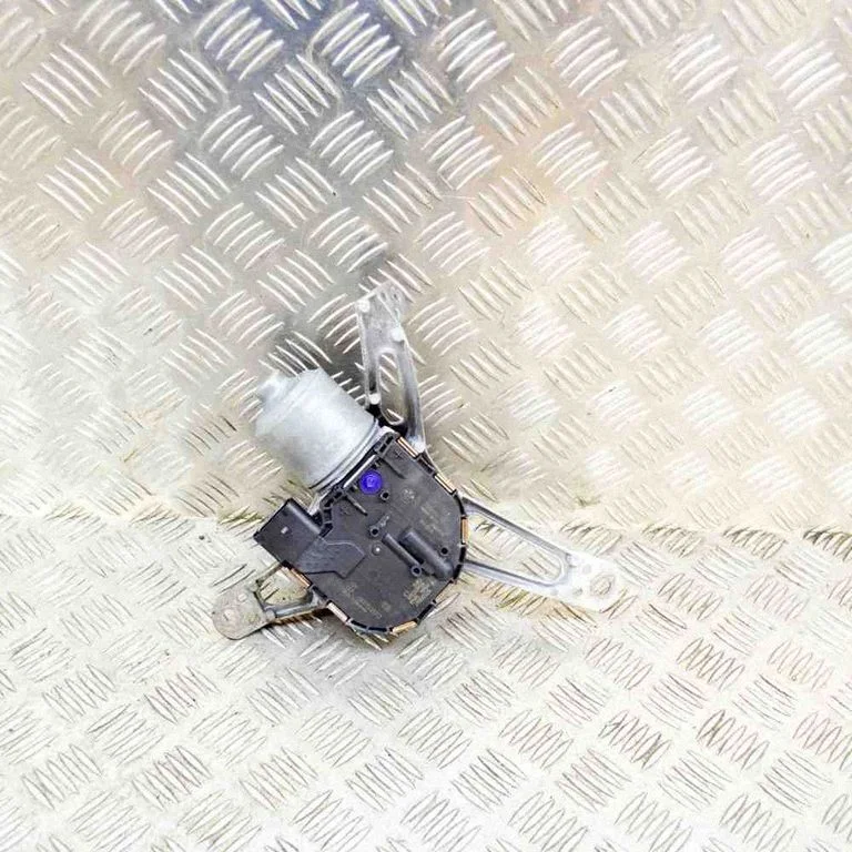 Tīrītāju motoriņš 1137328867