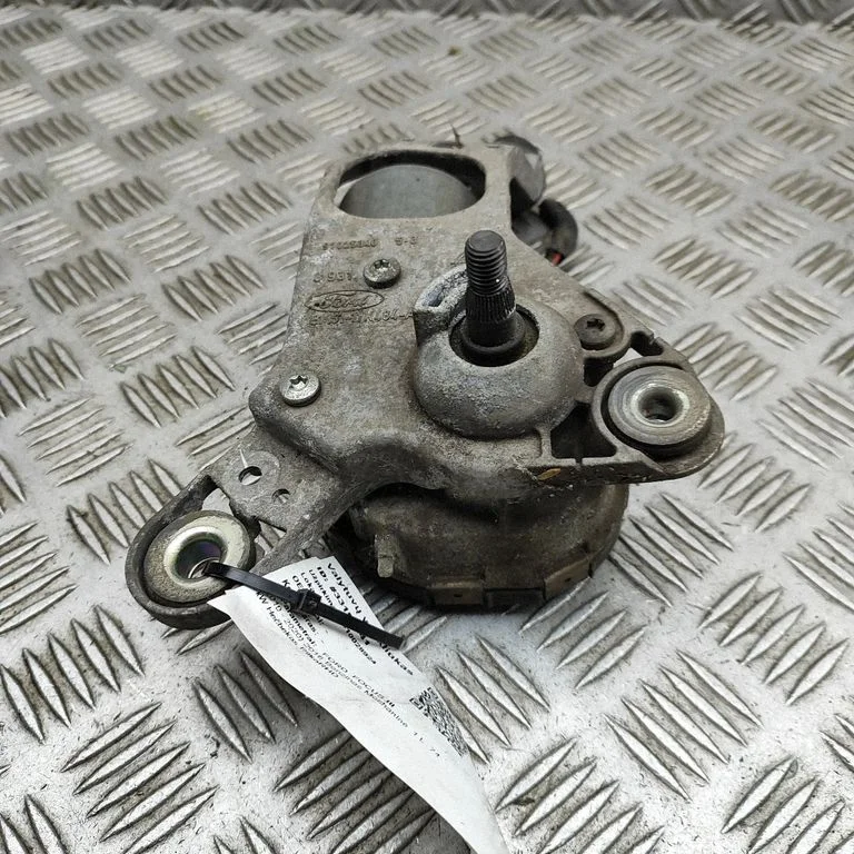 Kojameeste mootor BM5117K484AK