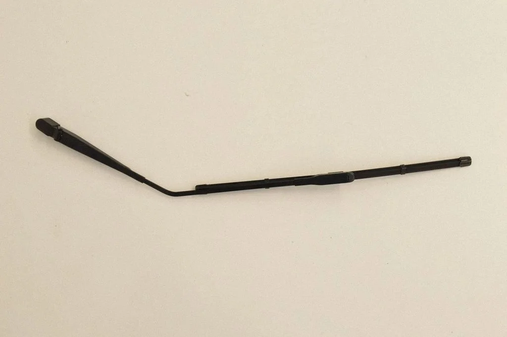 Rear wiper blade arm – Opel Insignia A (2008-2017)