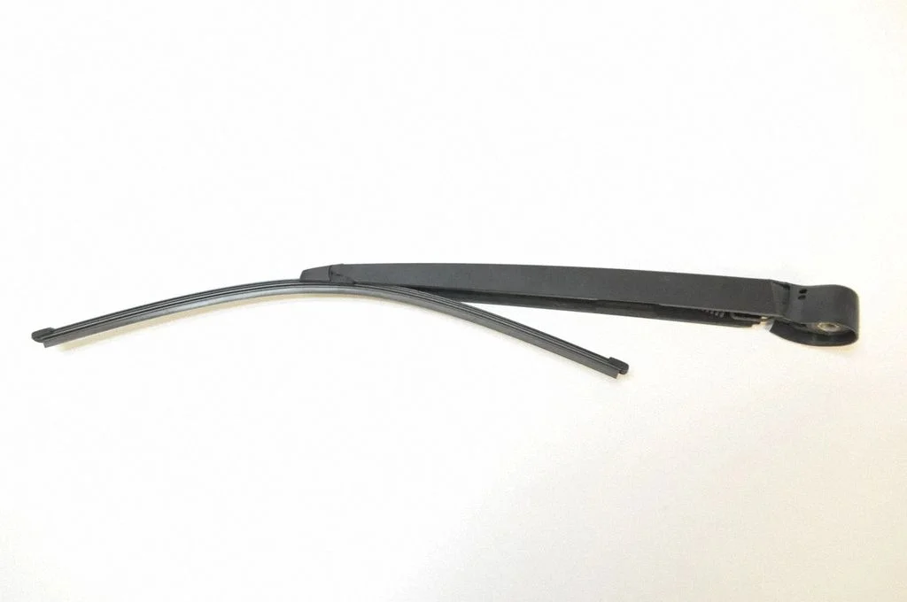 Rear wiper blade arm – Skoda Octavia Mk2 (1Z) (2004-2013)