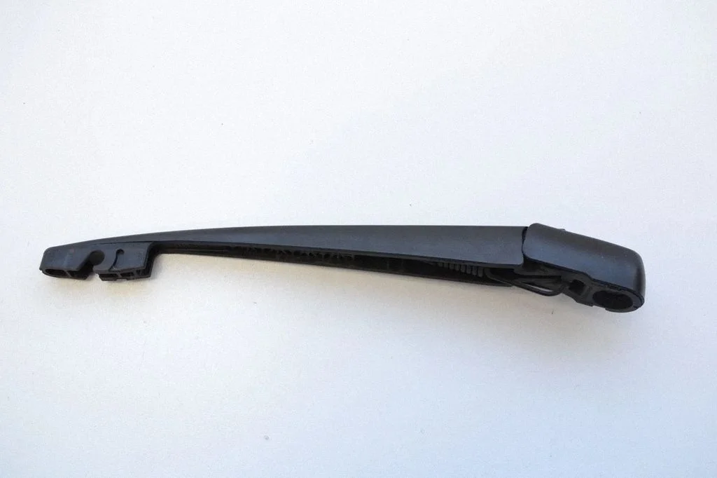 Tagaklaasi kojamehe kang – Subaru Legacy (2010-2016)