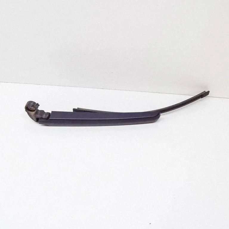 Aizmugurējā stikla tīrītāja svira 8R0955407