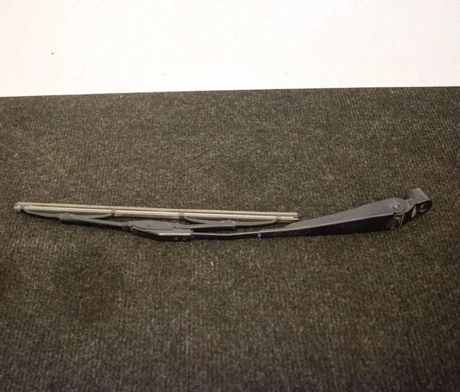Rear wiper blade arm – Land Rover Range Rover Evoque L538 (2011-2018)