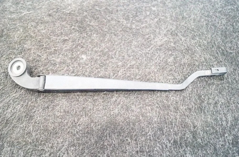 Aizmugurējā stikla tīrītāja svira 1M6955707B