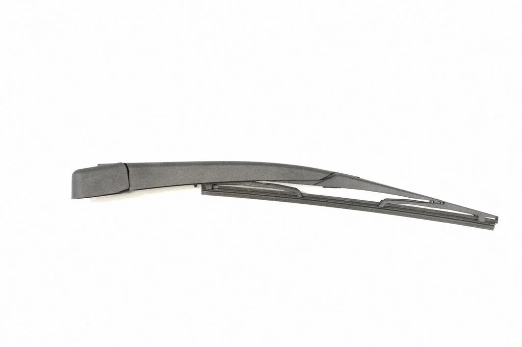 Ramię wycieraczki tylnej 8A6117406AA