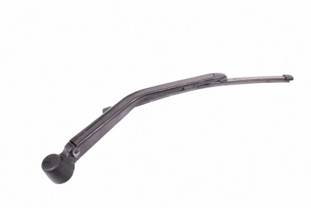 Aizmugurējā stikla tīrītāja svira 7168156