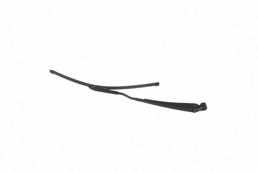 Aizmugurējā stikla tīrītāja svira GK6217C403AB