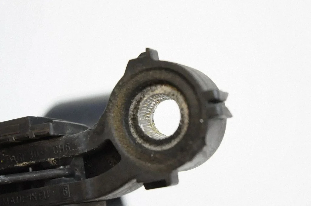 Rear wiper blade arm – Volkswagen e-Golf (2014-)