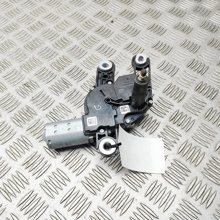 Aizmugurējā stikla tīrītāja motoriņš 5F3955711A