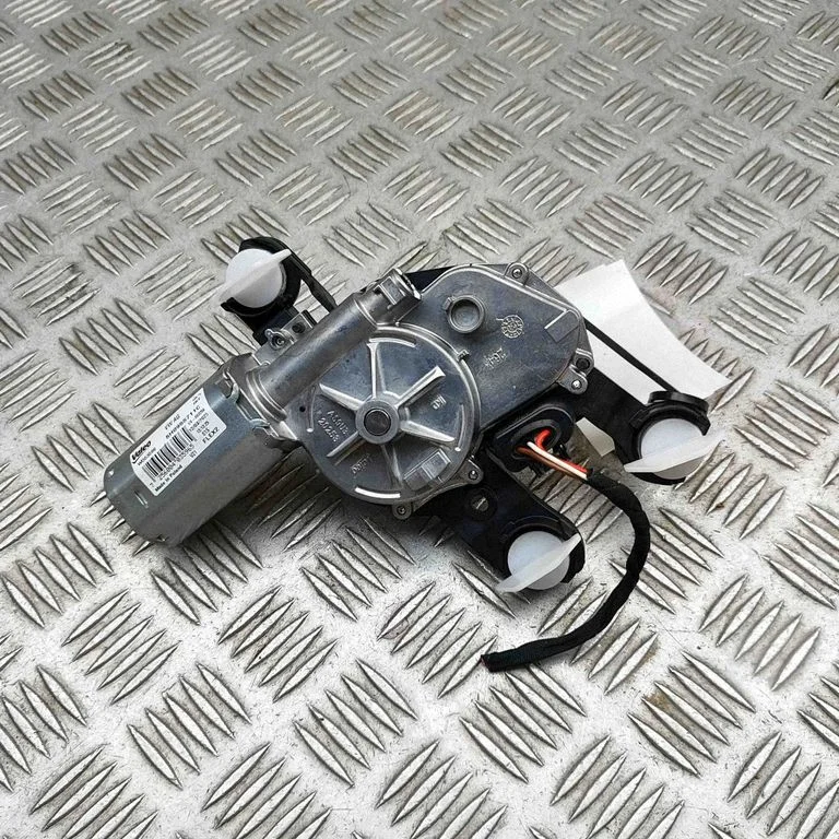 Aizmugurējā stikla tīrītāja motoriņš 5H0955711C