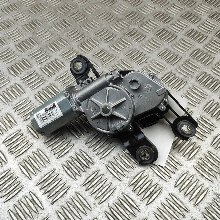 Aizmugurējā stikla tīrītāja motoriņš 5F4955711A