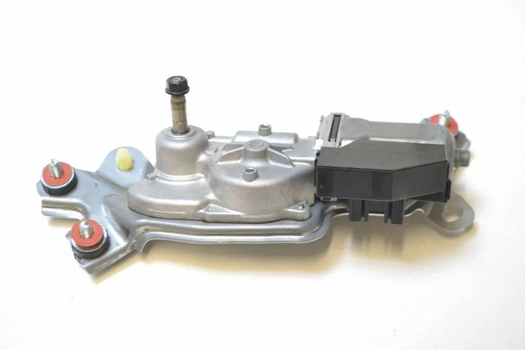 Rear window wiper motor – Lexus RX 450H (2016-)