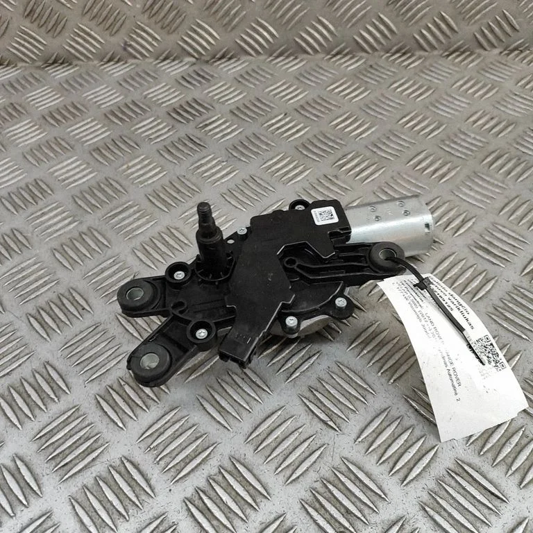 Aizmugurējā stikla tīrītāja motoriņš HY3217404AA