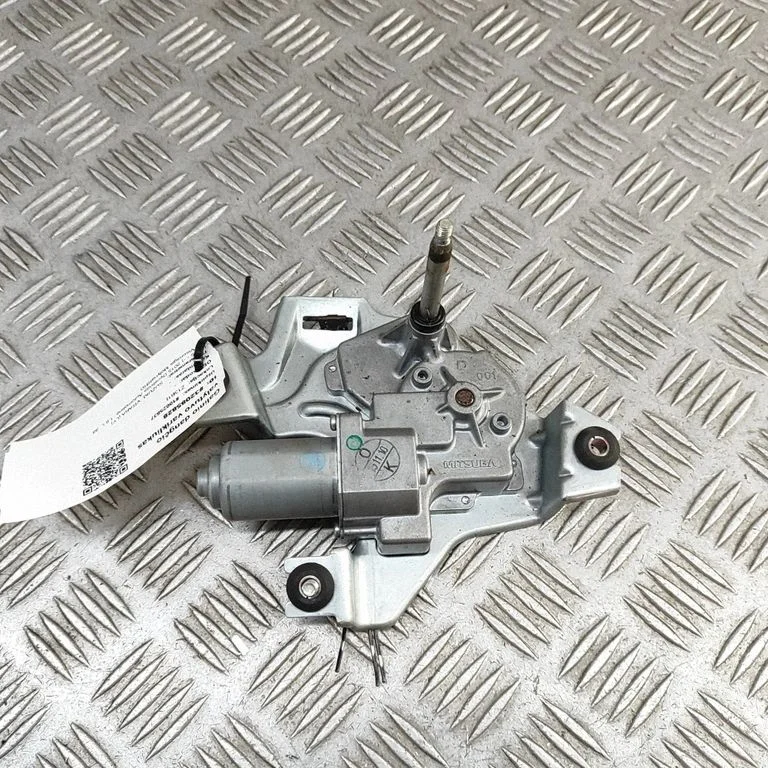 Aizmugurējā stikla tīrītāja motoriņš 3881054P00