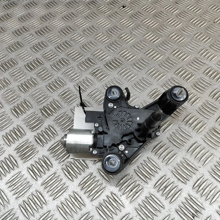 Tagaklaasi kojamehe mootor – Peugeot 208 II (2019-)