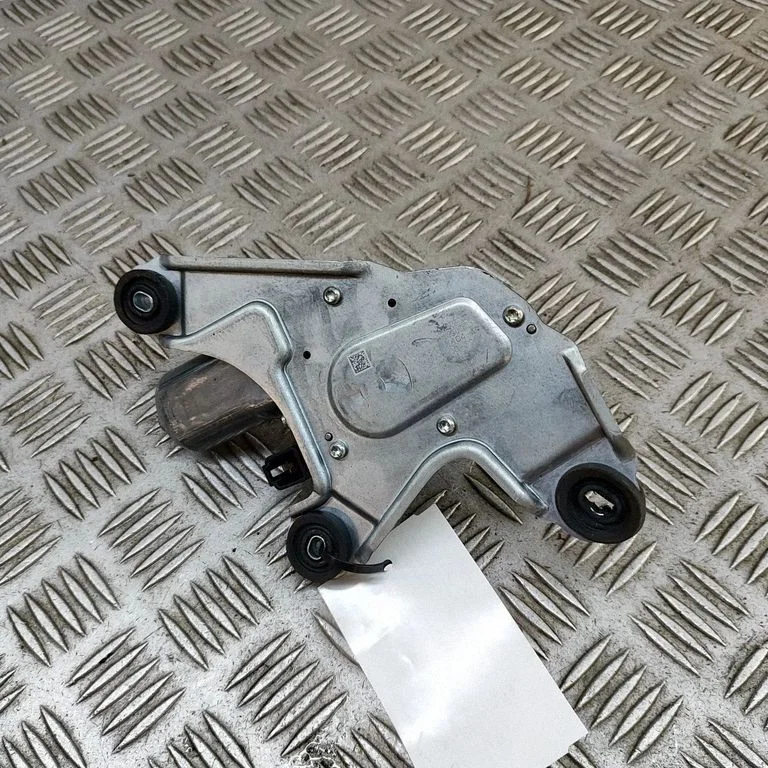 Aizmugurējā stikla tīrītāja motoriņš HK8317404AB