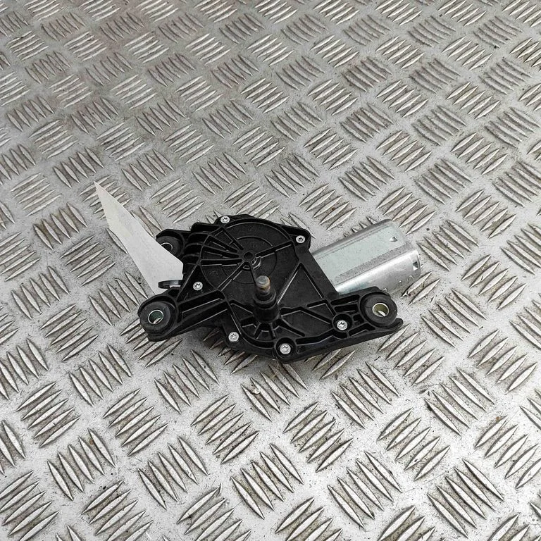Aizmugurējā stikla tīrītāja motoriņš W000027061