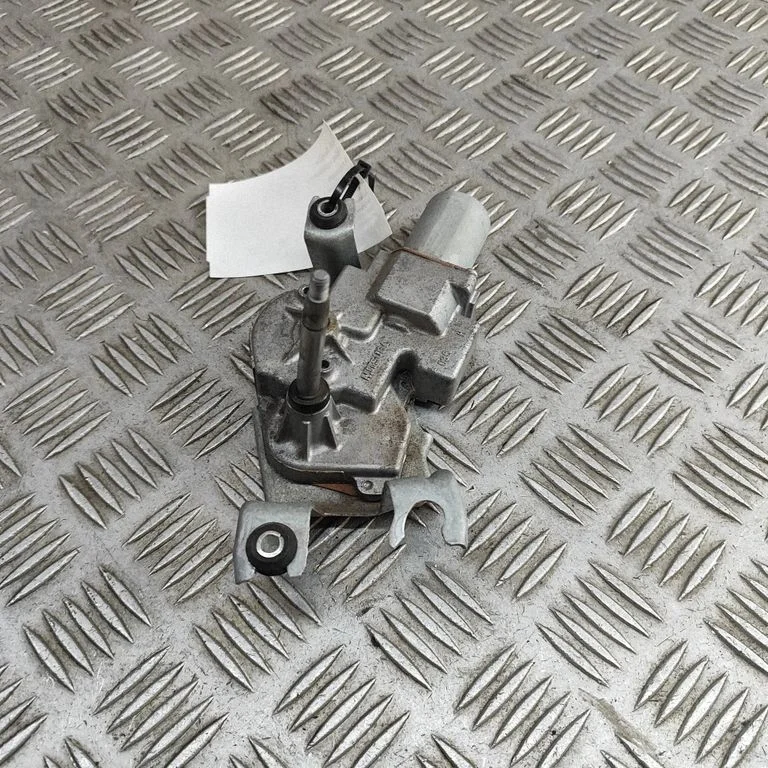 Aizmugurējā stikla tīrītāja motoriņš – BMW X5M G05 F95 (2019-)