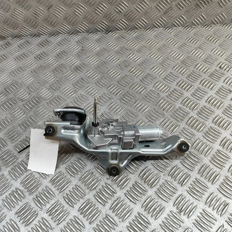 Aizmugurējā stikla tīrītāja motoriņš DFR567450A