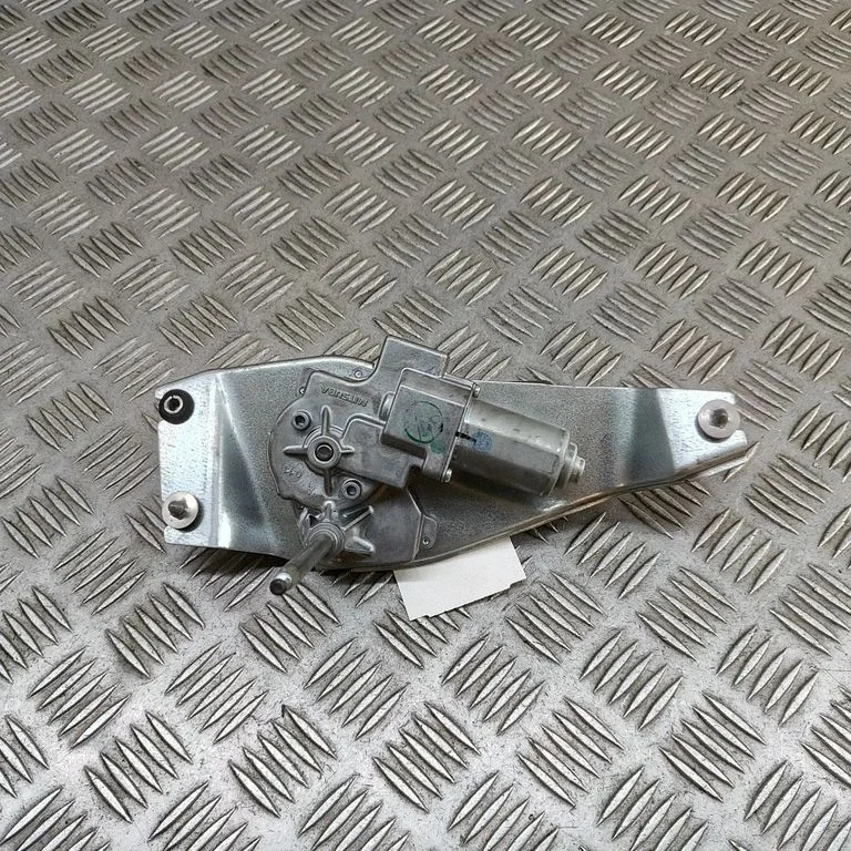 Aizmugurējā stikla tīrītāja motoriņš 7444044