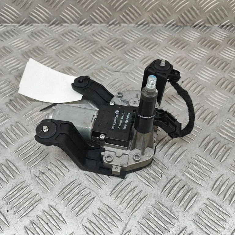 Aizmugurējā stikla tīrītāja motoriņš – Chevrolet Orlando (2011-)